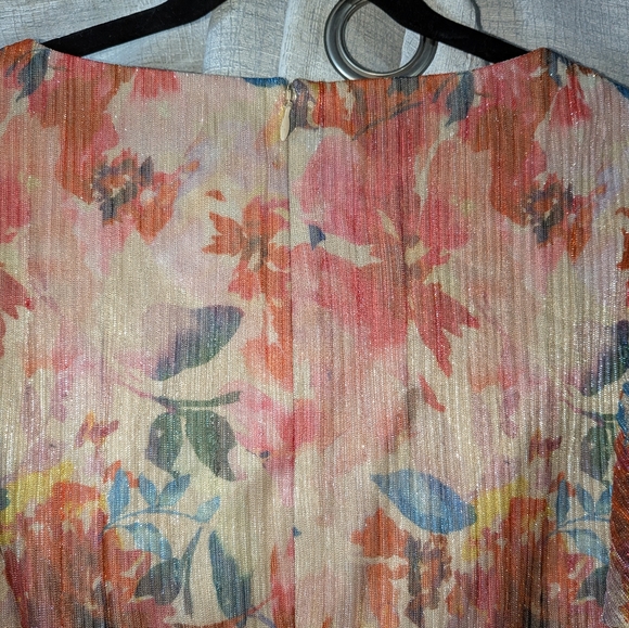 Adrianna Papell $229 Metallic Floral Print Pleated Twist V Neck Flutter Sleeve - Picture 12 of 13